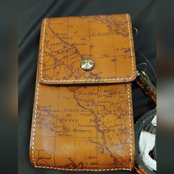 Patricia Nash Handbags - Patricia Nash Rivalta cross body phone wallet leather